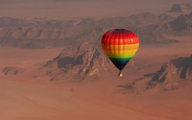 Heißluftballon im Wadi Rum & Ballonfahrt Wadi Rum Heißluftballon im Wadi Rum & Ballonfahrt Wadi Rum